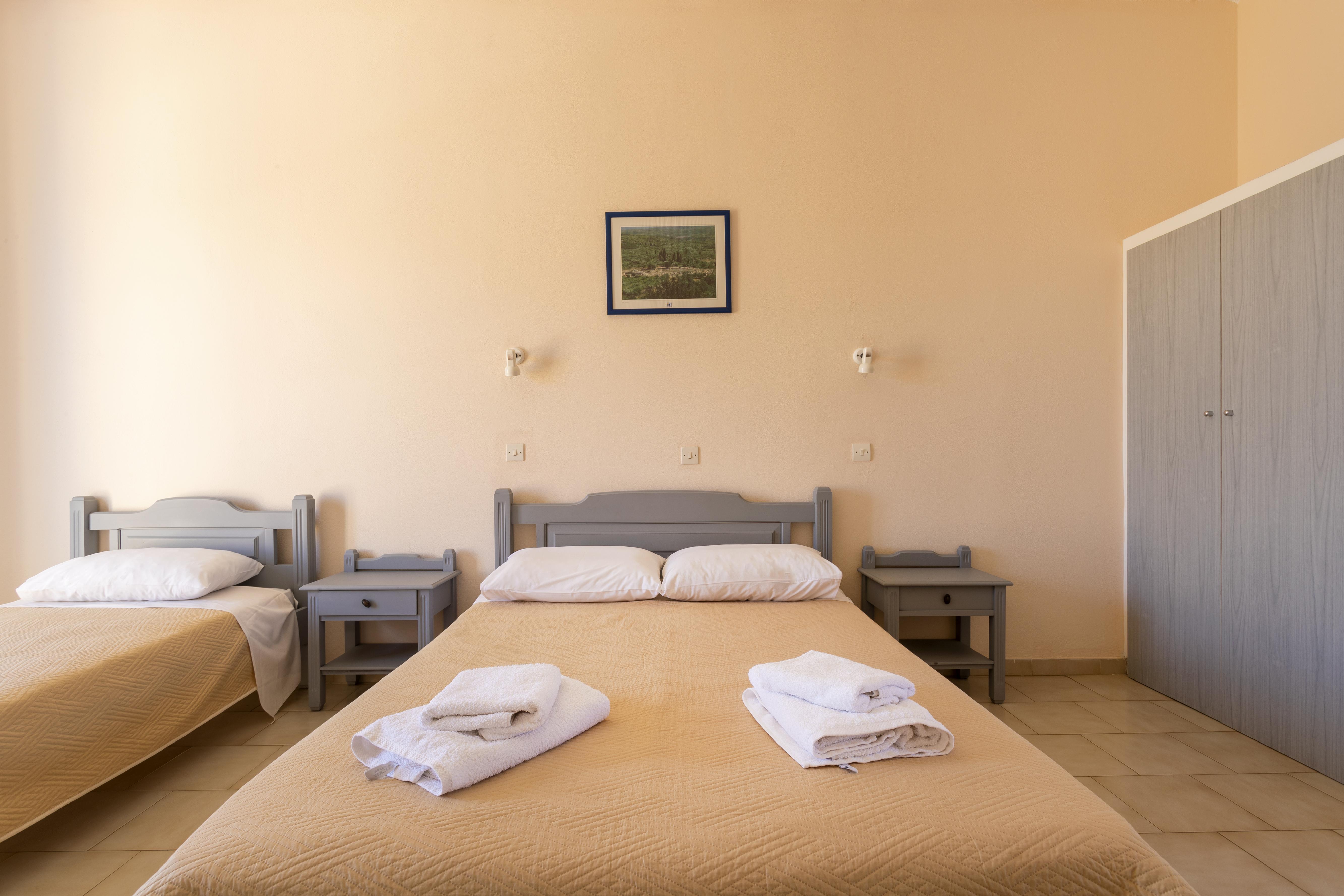 Vanas Apartments Spetses Town ภายนอก รูปภาพ